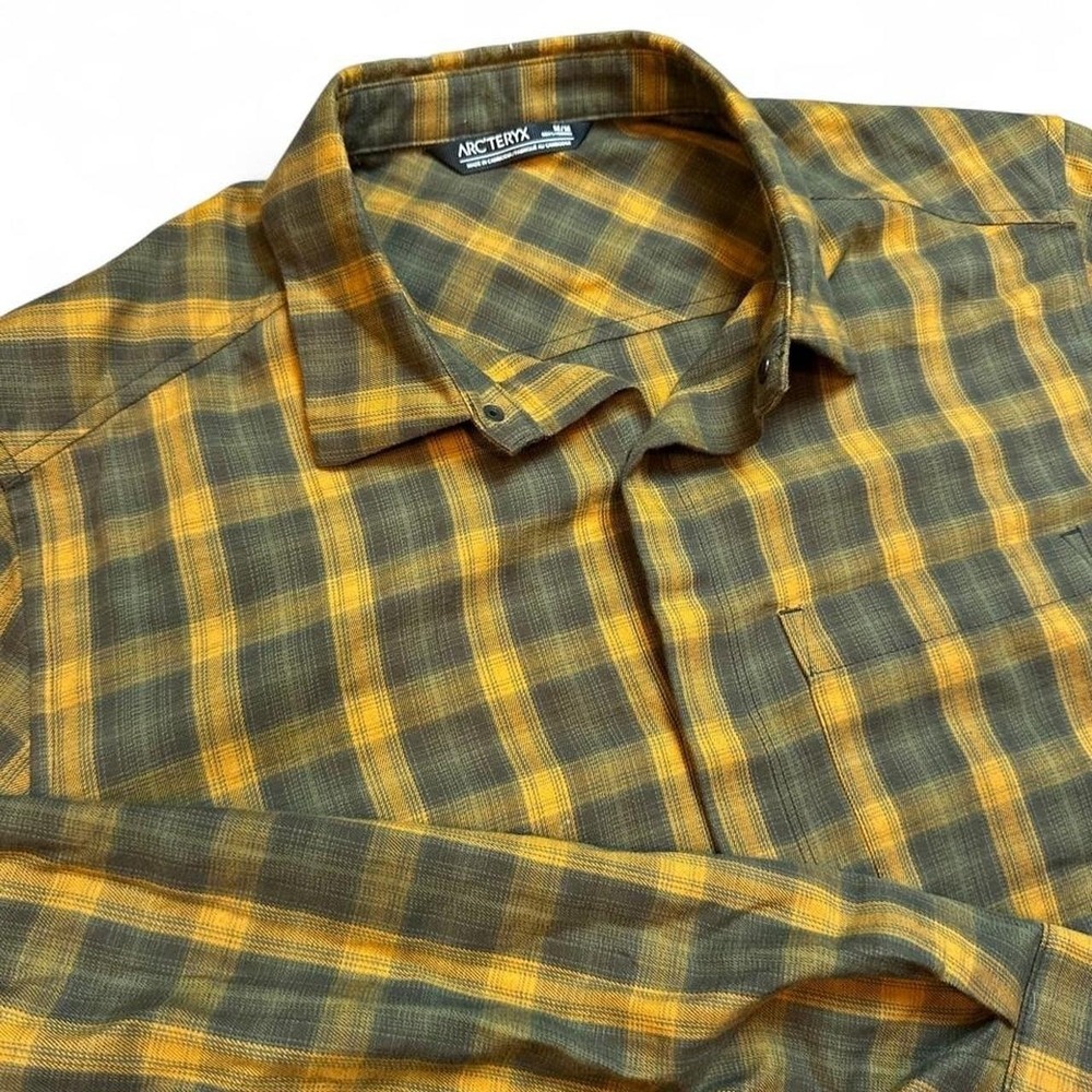Arc'teryx Bernal Long Sleeve Shirt Mens Medium Green Plaid Flannel Long Sleeve